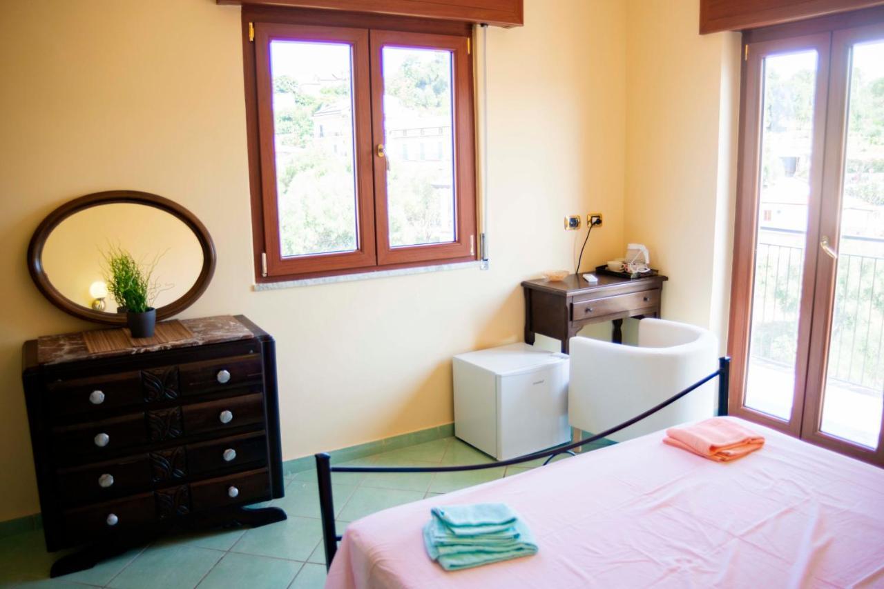 B&B La Libellula Агрополи Екстериор снимка